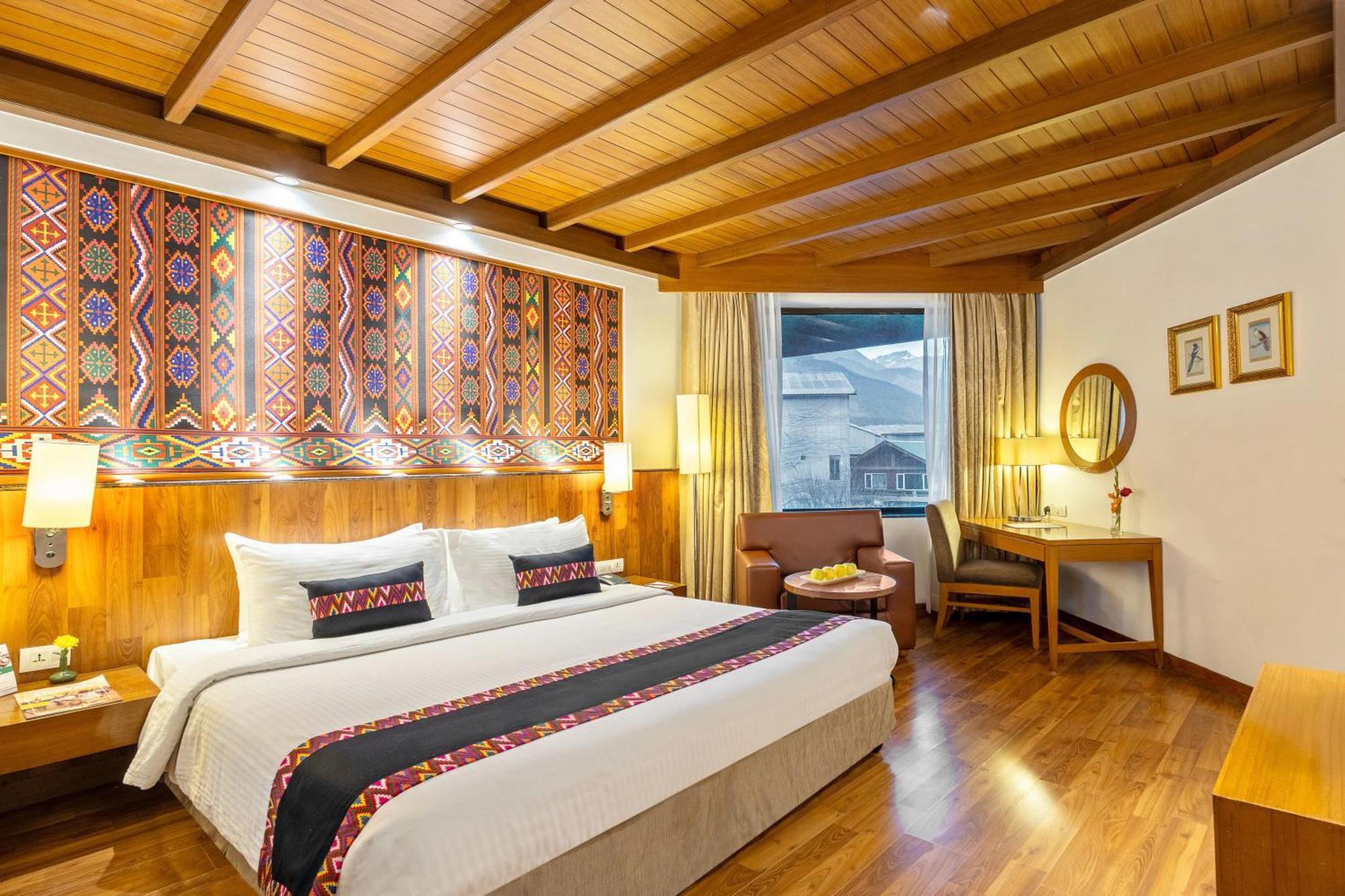 Sterling Manali Hotel Buitenkant foto