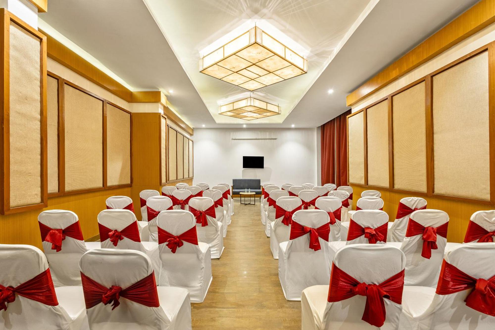Sterling Manali Hotel Buitenkant foto