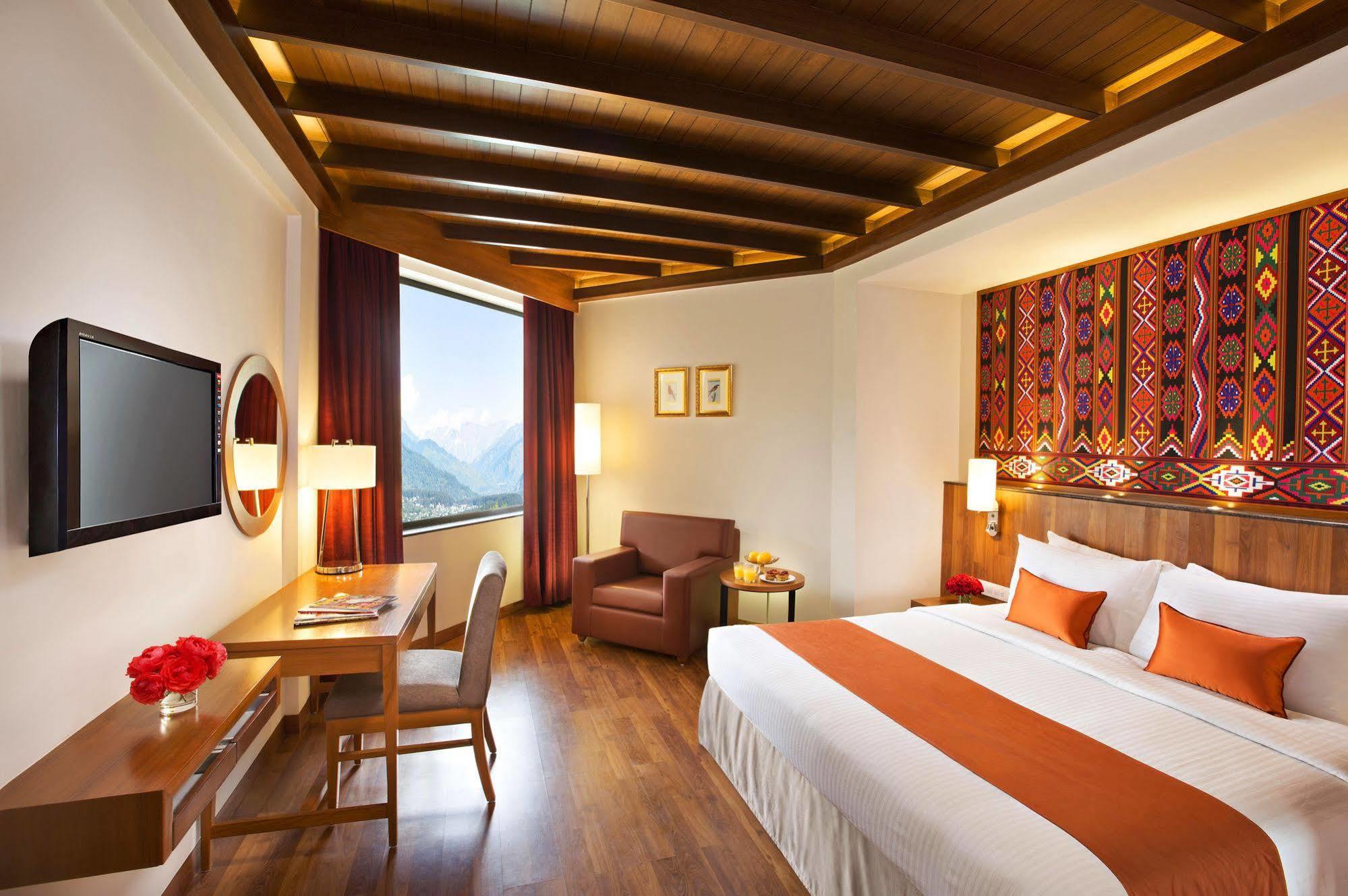 Sterling Manali Hotel Buitenkant foto